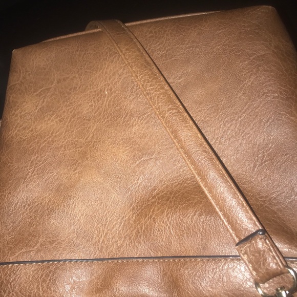 Brown long crossbody super cute - Picture 2 of 5